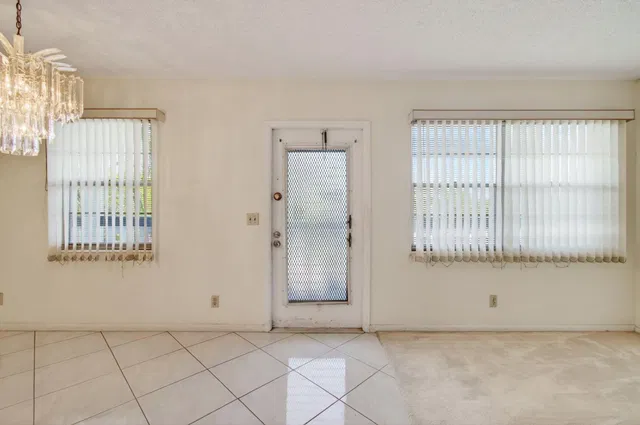 Residence photo 14