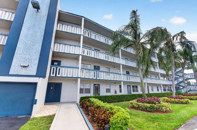 Residence photo 63