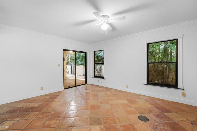 Residence photo 27