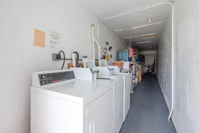 Residence photo 15