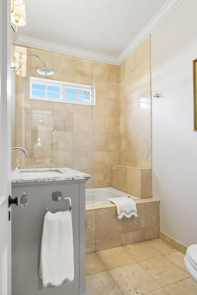 West Palm Beach Residence photo 15