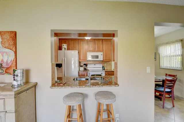Residence photo 21