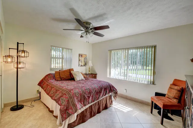 Residence photo 24