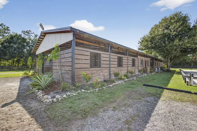 Residence photo 15