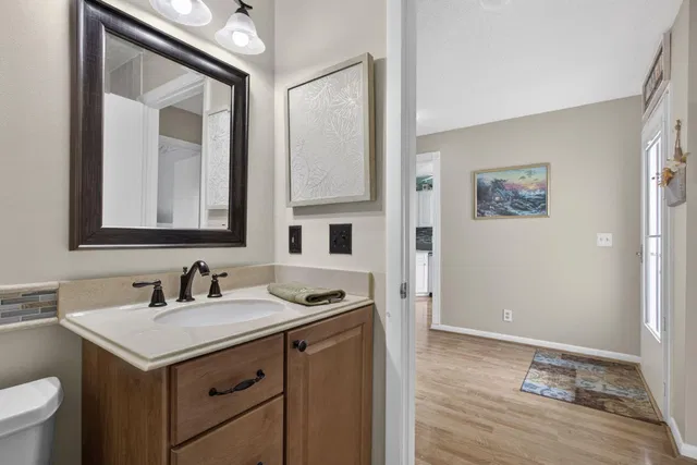  Unit 1901 photo 20