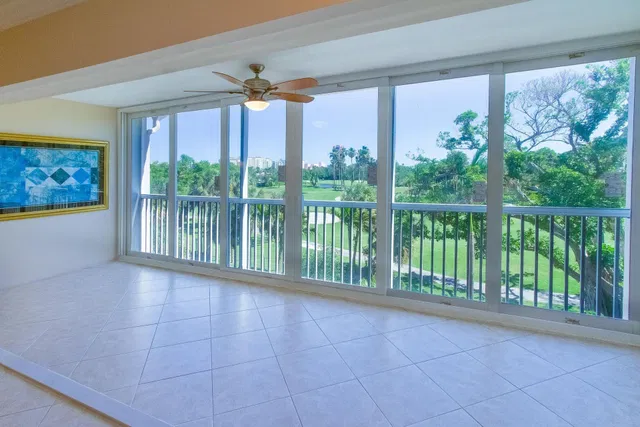 Boca Raton Unit 0420 photo 23