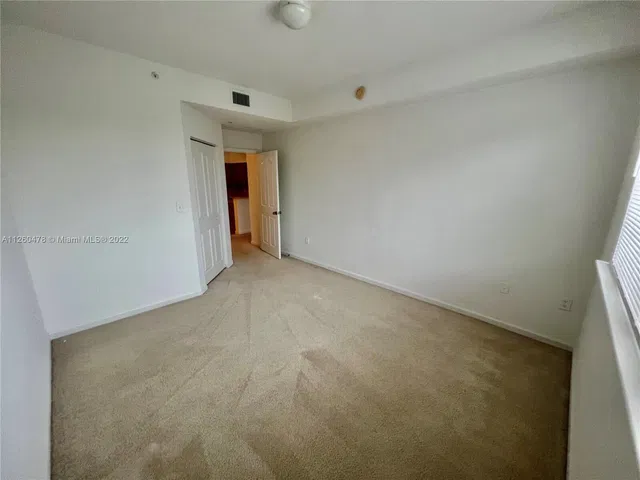 Unit 4305 photo 17