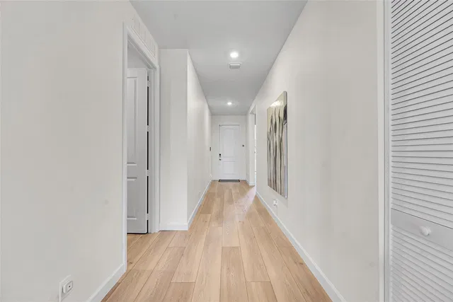 Residence photo 5