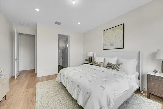 Residence photo 17