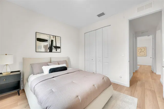 Residence photo 24