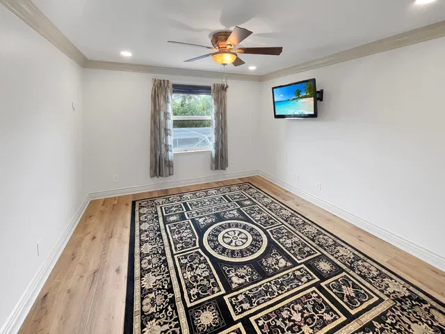 Residence photo 21