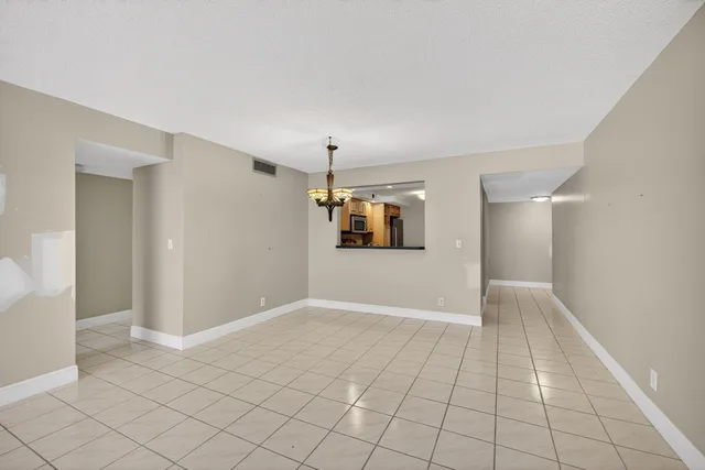 Singer Island Unit 219 photo 5