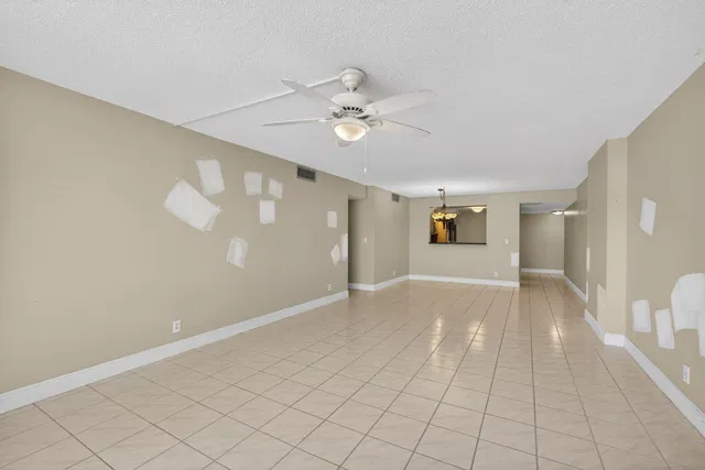 Singer Island Unit 219 photo 9