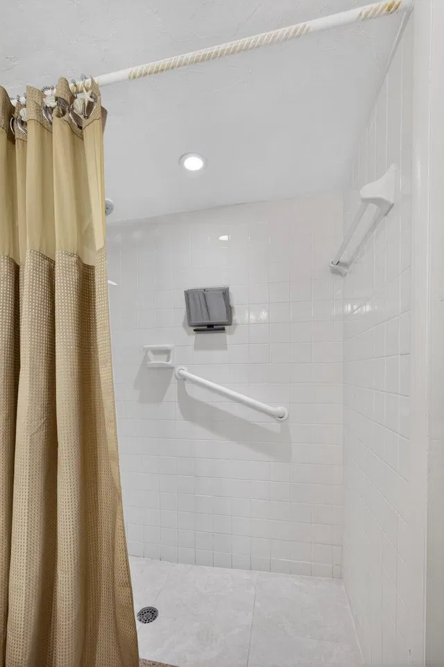 Singer Island Unit 219 photo 17