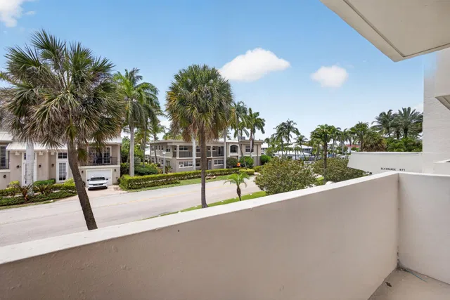 Singer Island Unit 219 photo 27