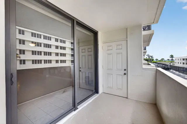 Singer Island Unit 219 photo 32