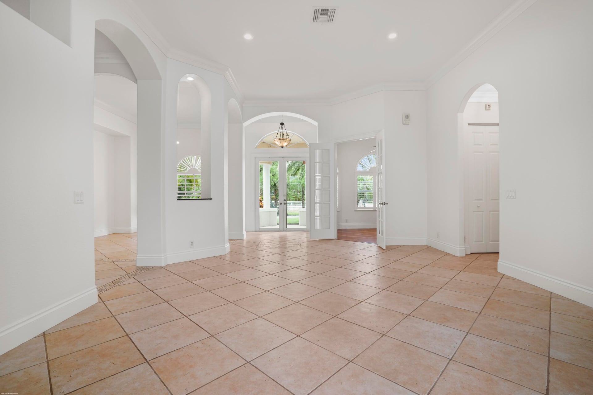  Residence photo 11