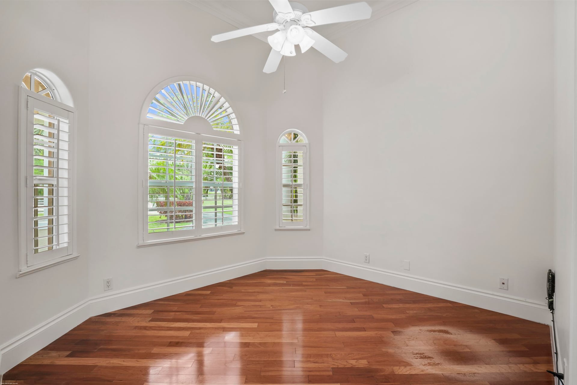  Residence photo 15