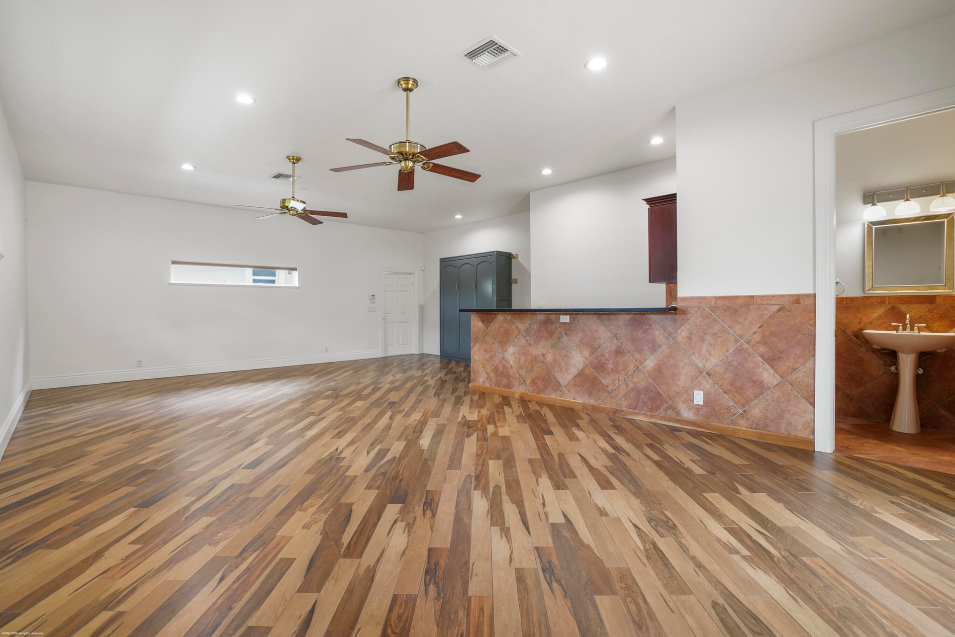  Residence photo 33