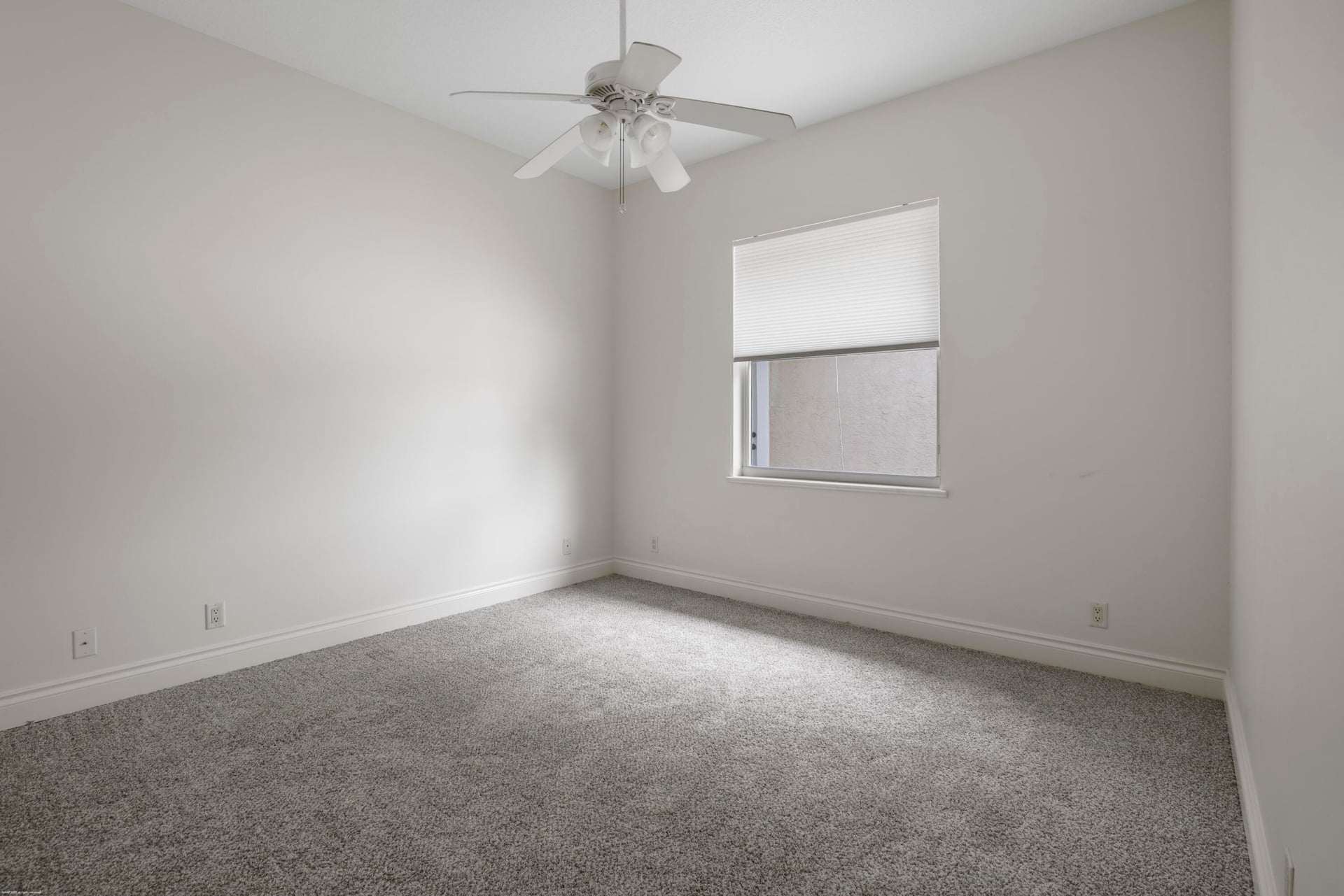  Residence photo 36