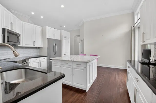 Residence photo 18