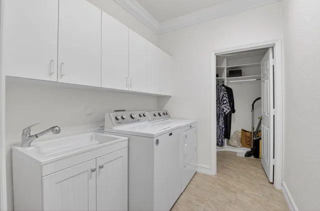 Residence photo 37