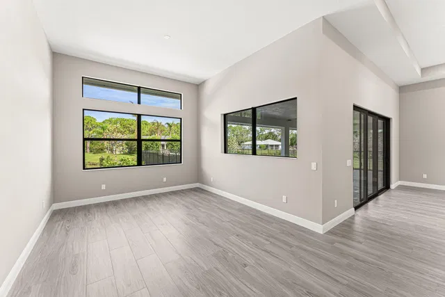 Residence photo 20