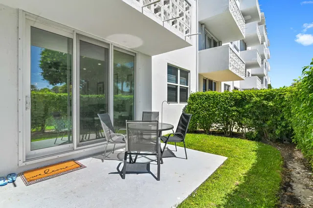 2840 S Ocean Palm Beach Unit 109 photo 10