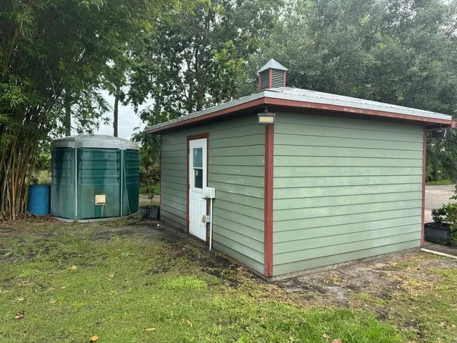 Residence photo 31