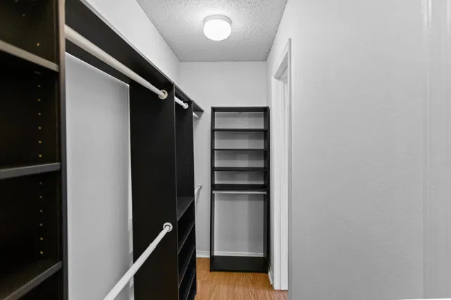 Unit 24 photo 23