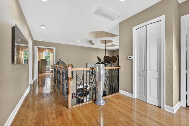 Residence photo 18