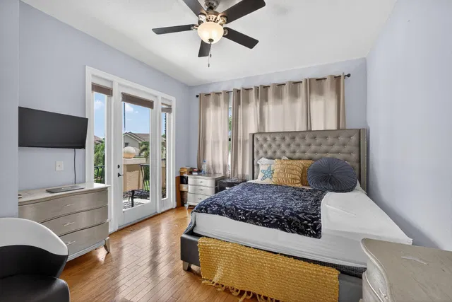 Residence photo 20