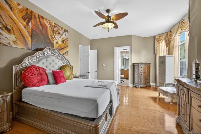 Residence photo 29