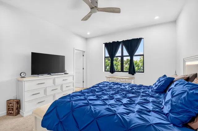 Residence photo 18