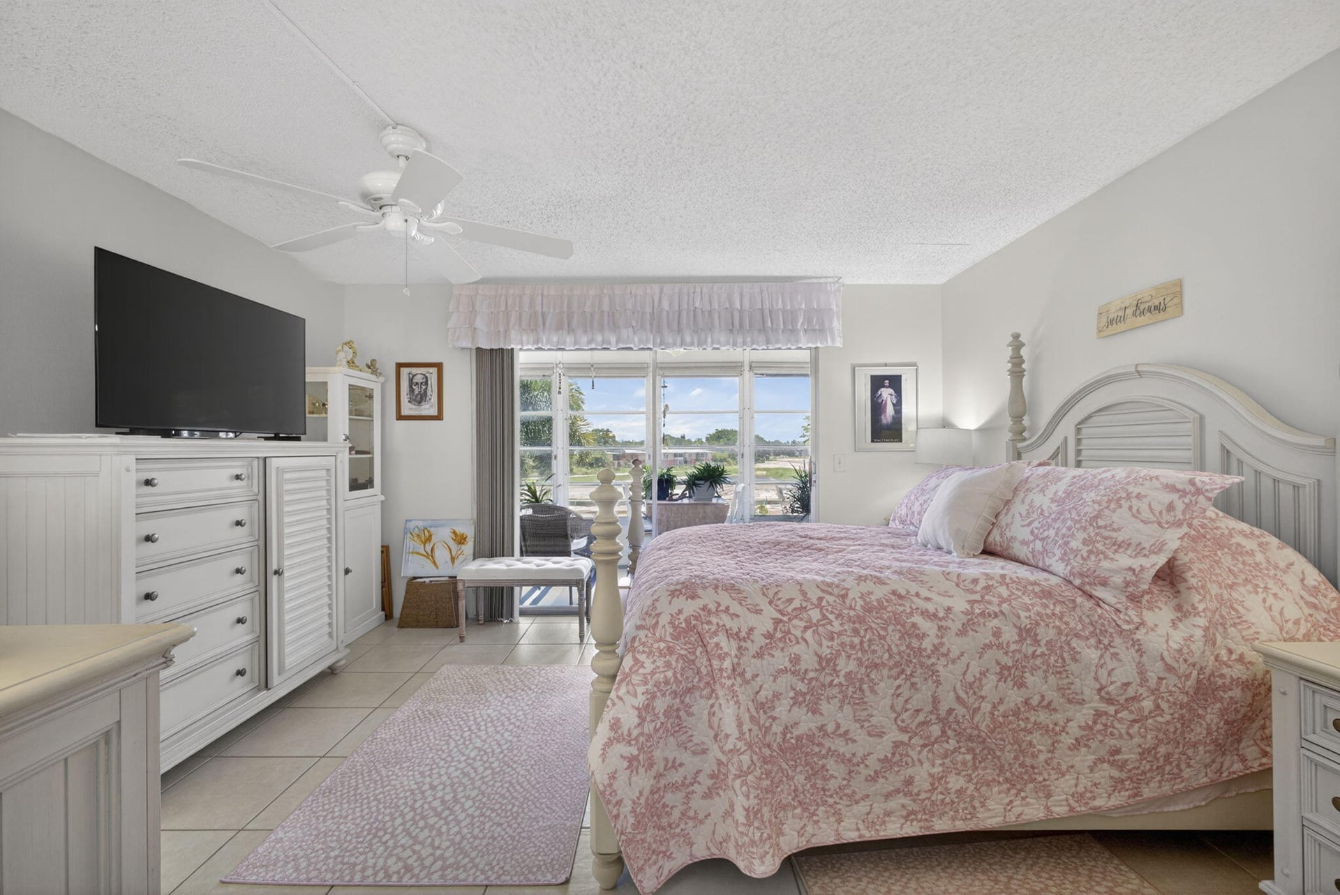 Residence photo 15