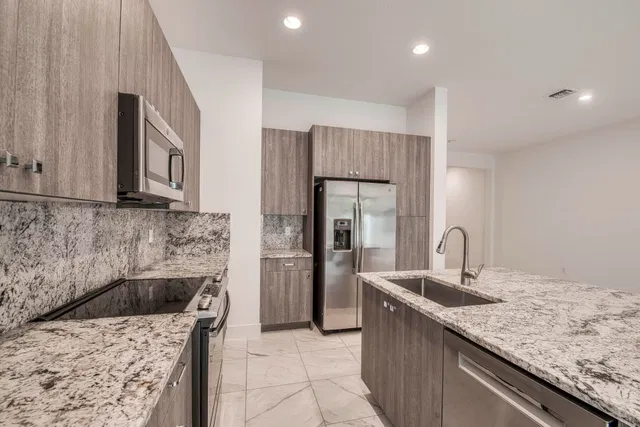 Residences at Midtown Palm Beach Gardens Residence photo 11