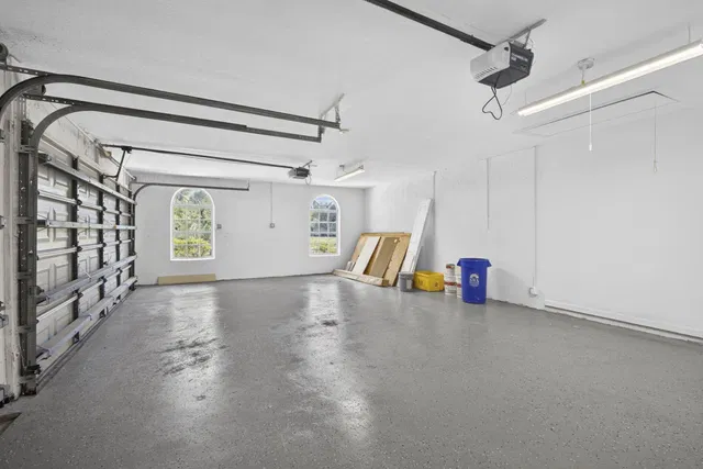 Residence photo 62
