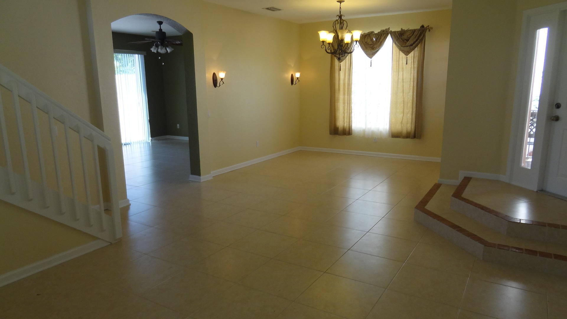  Residence photo 4
