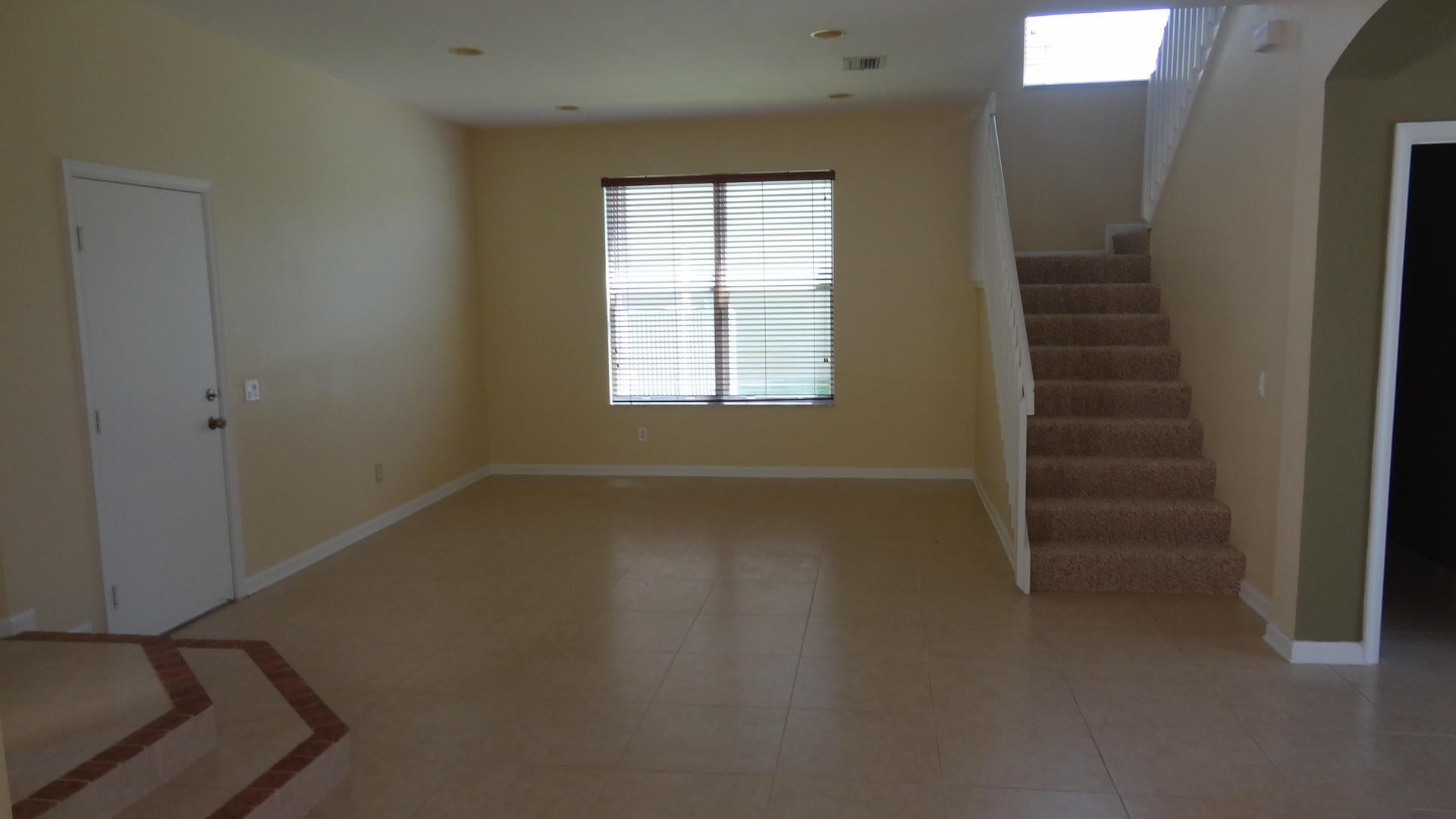 Residence photo 8