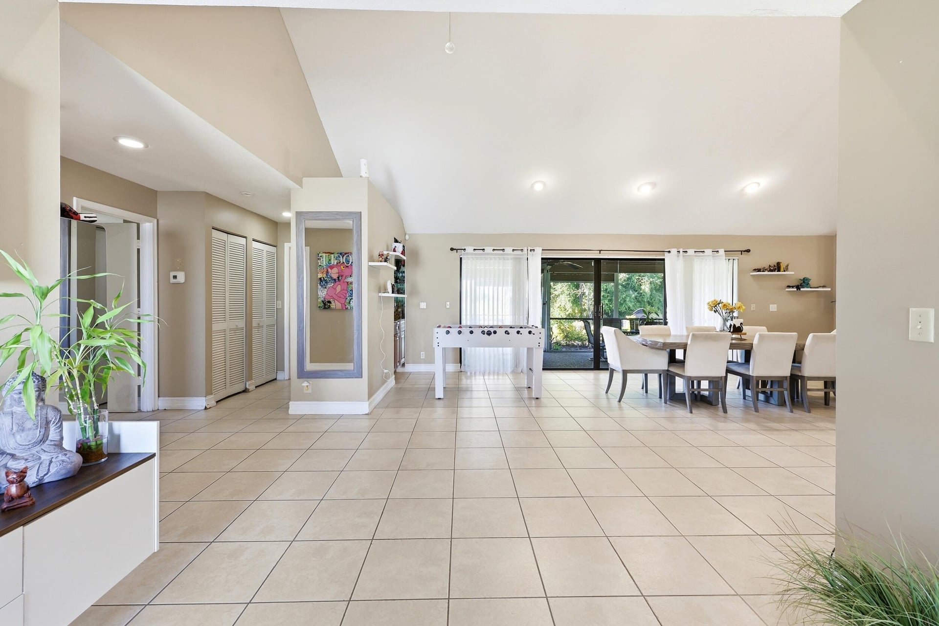 Residence photo 5