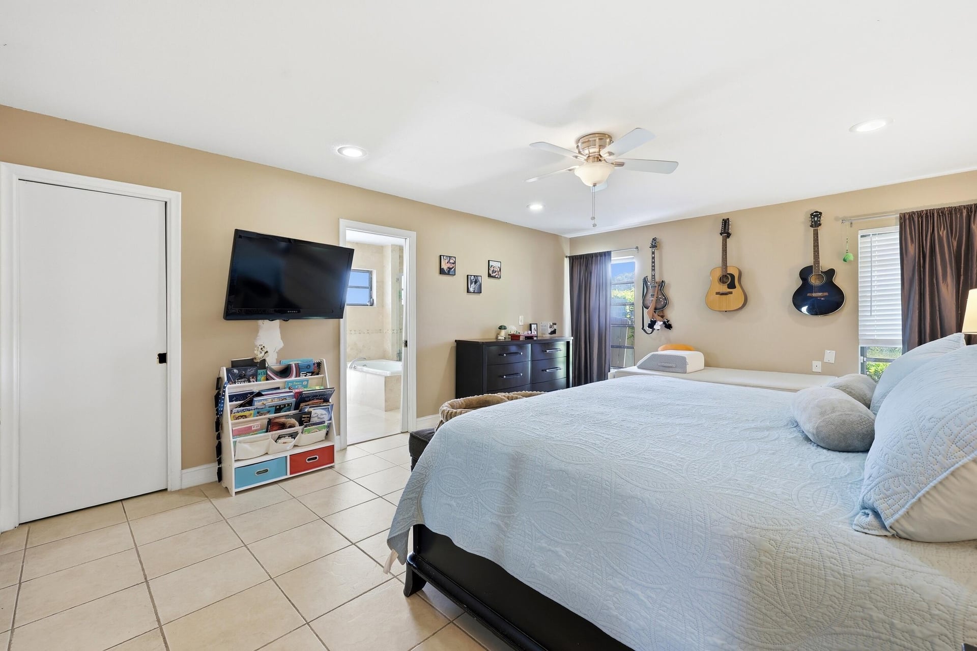 Residence photo 13