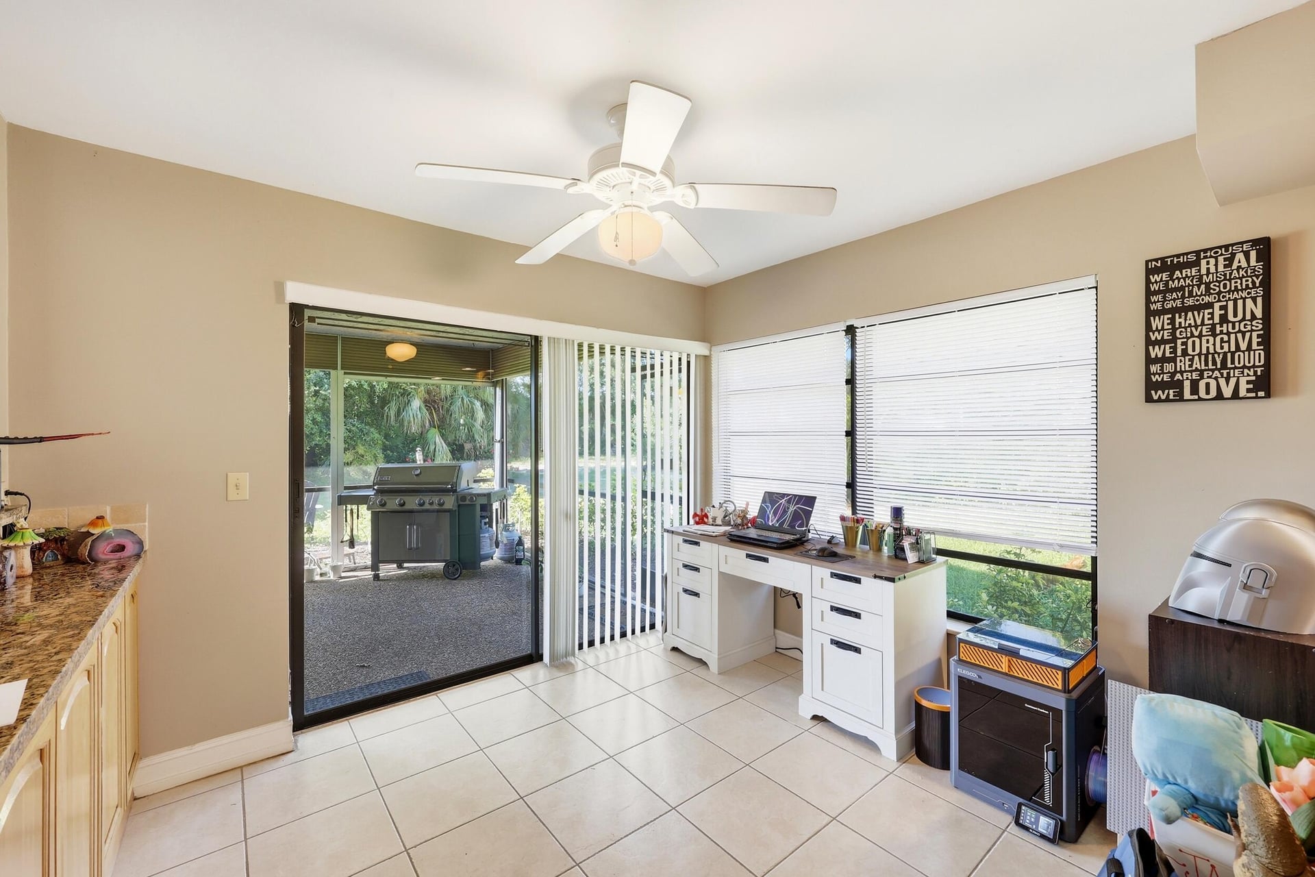 Residence photo 24