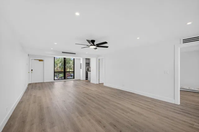 Residence photo 15