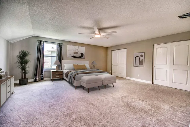  Residence photo 26