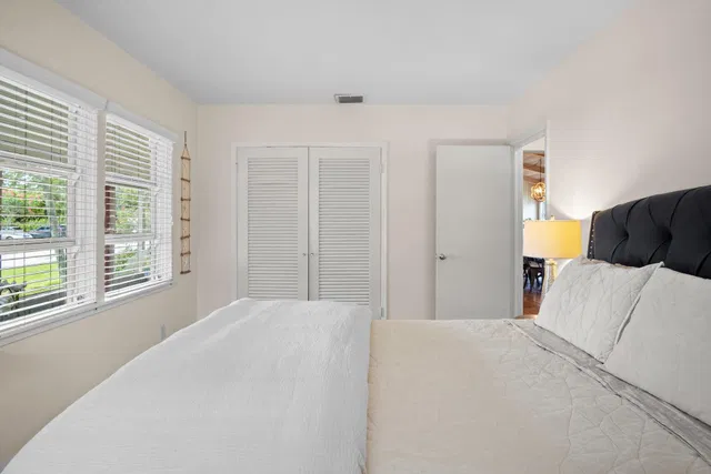 Residence photo 20
