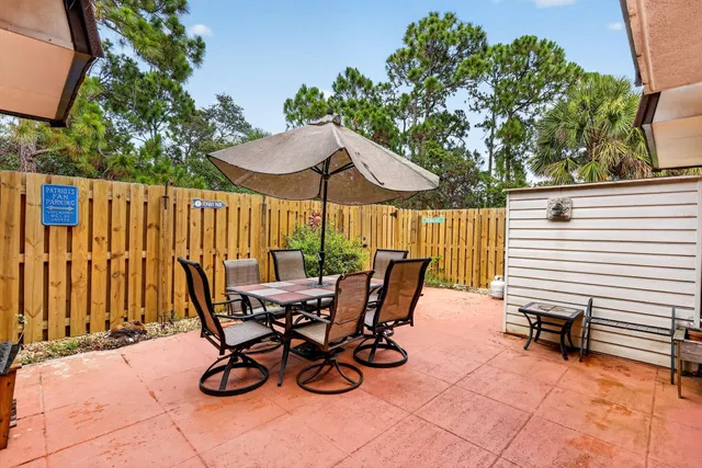  Unit 202 photo 8