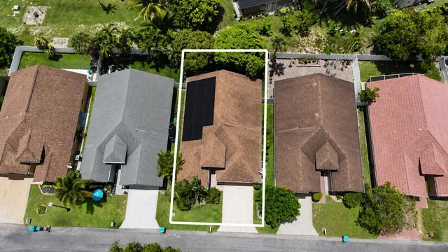 Residence photo 2