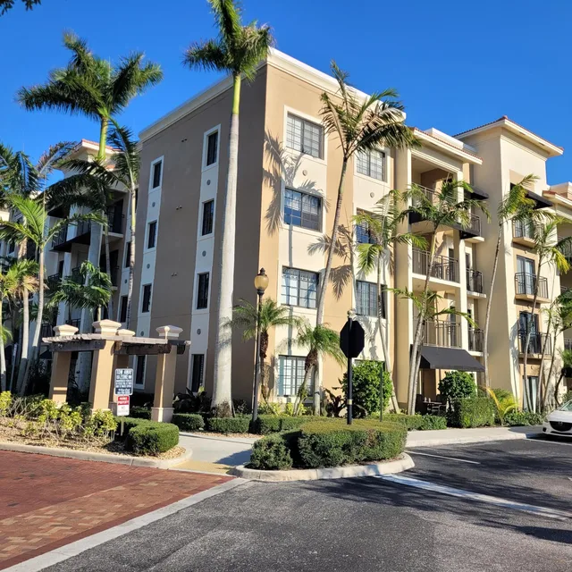 Residences at Midtown Palm Beach Gardens Unit 1214 photo 4