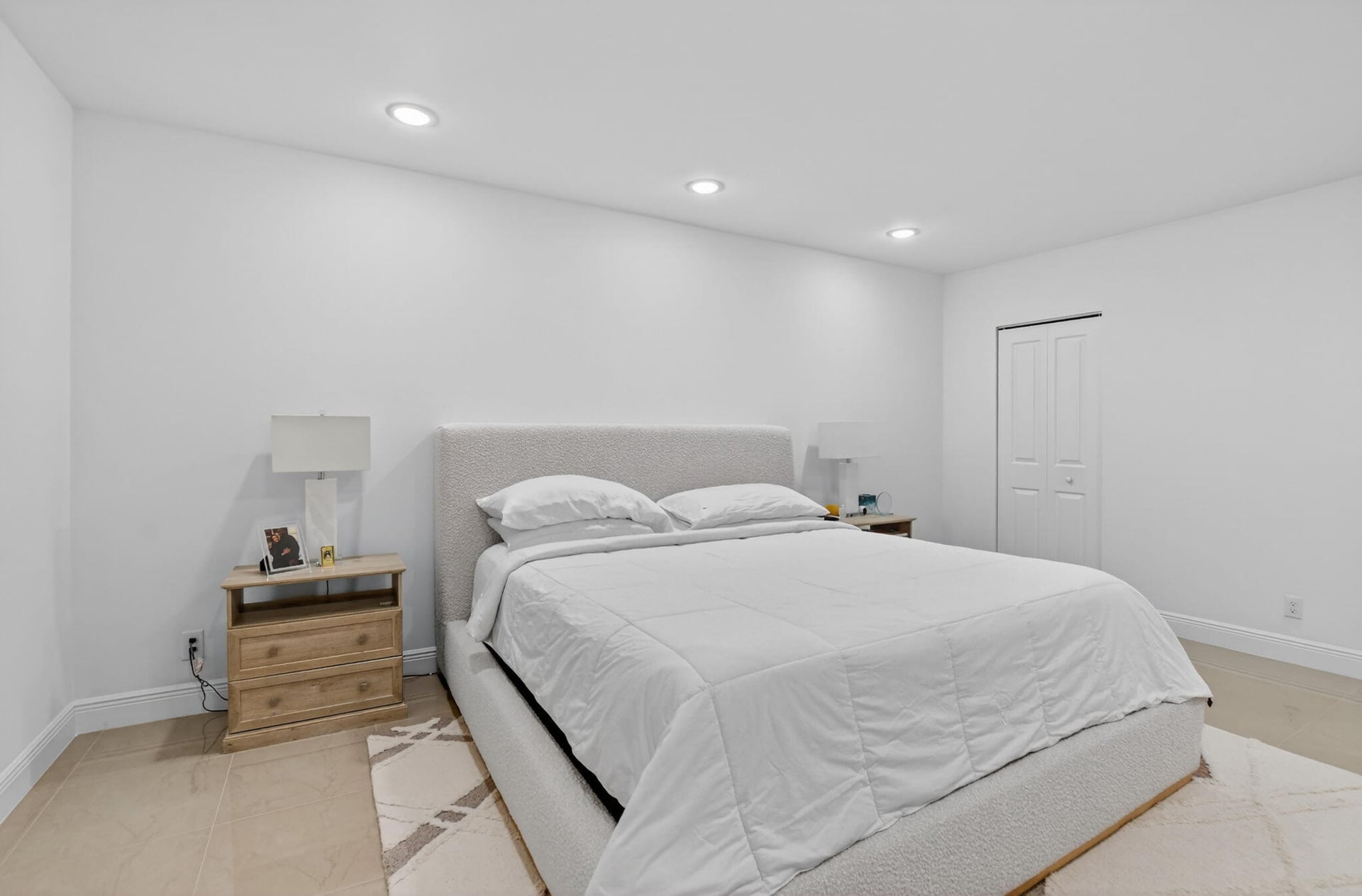 Unit E104 photo 20