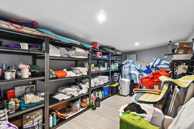 Residence photo 4